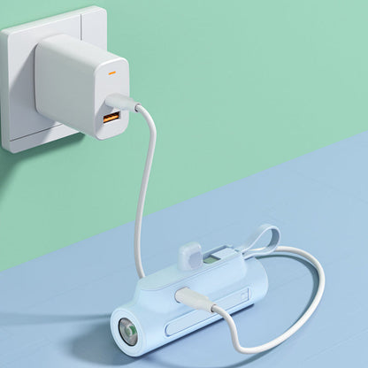 🔋 Altijd Opgeladen! Multifunctionele Draagbare Oplader met Kabel 🎉